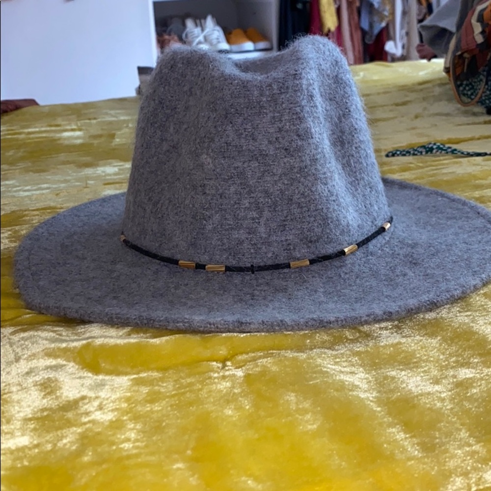Heathered grey wool rancher hat